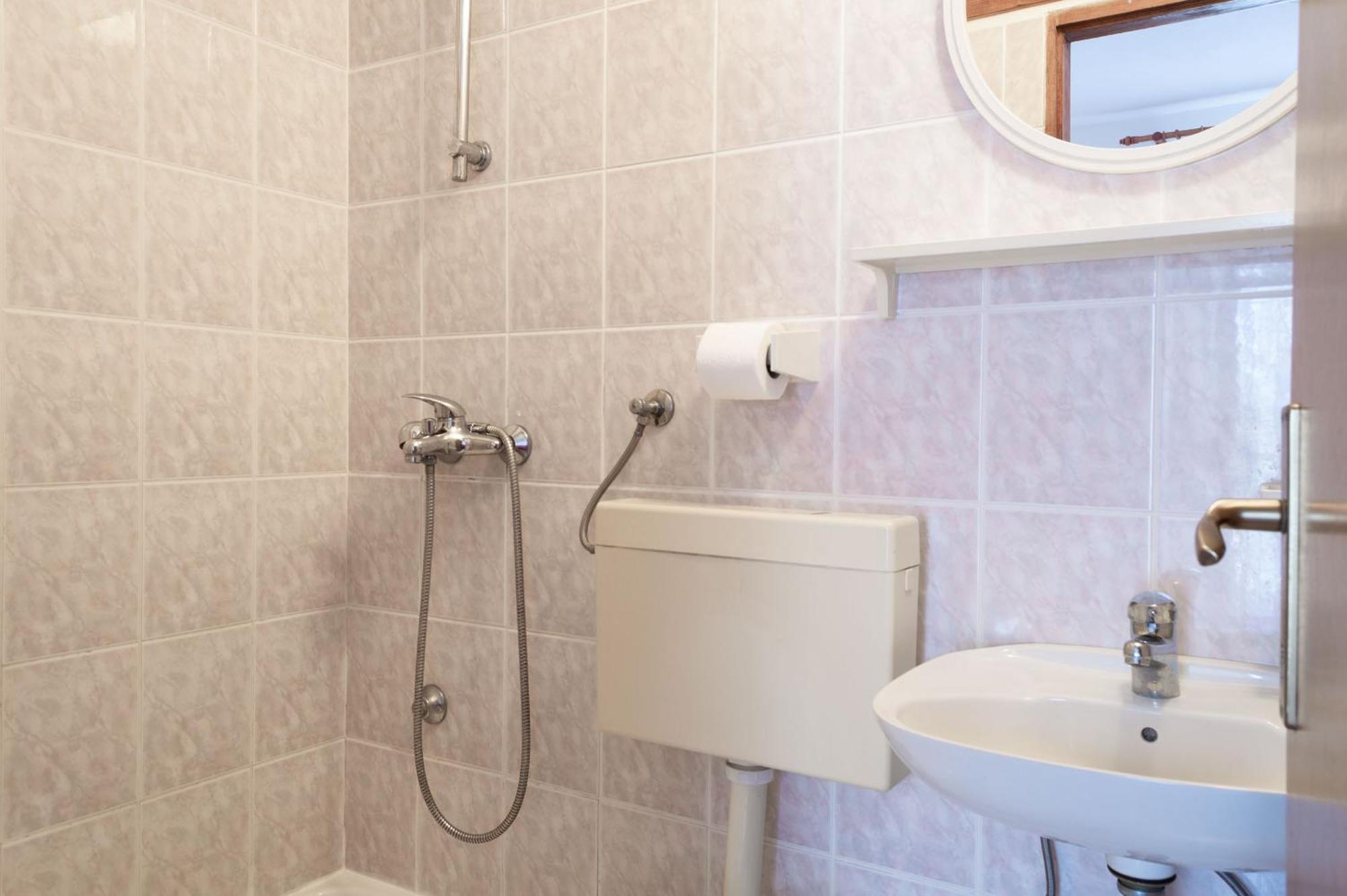 Niko Apartments Drvenik  Rom bilde