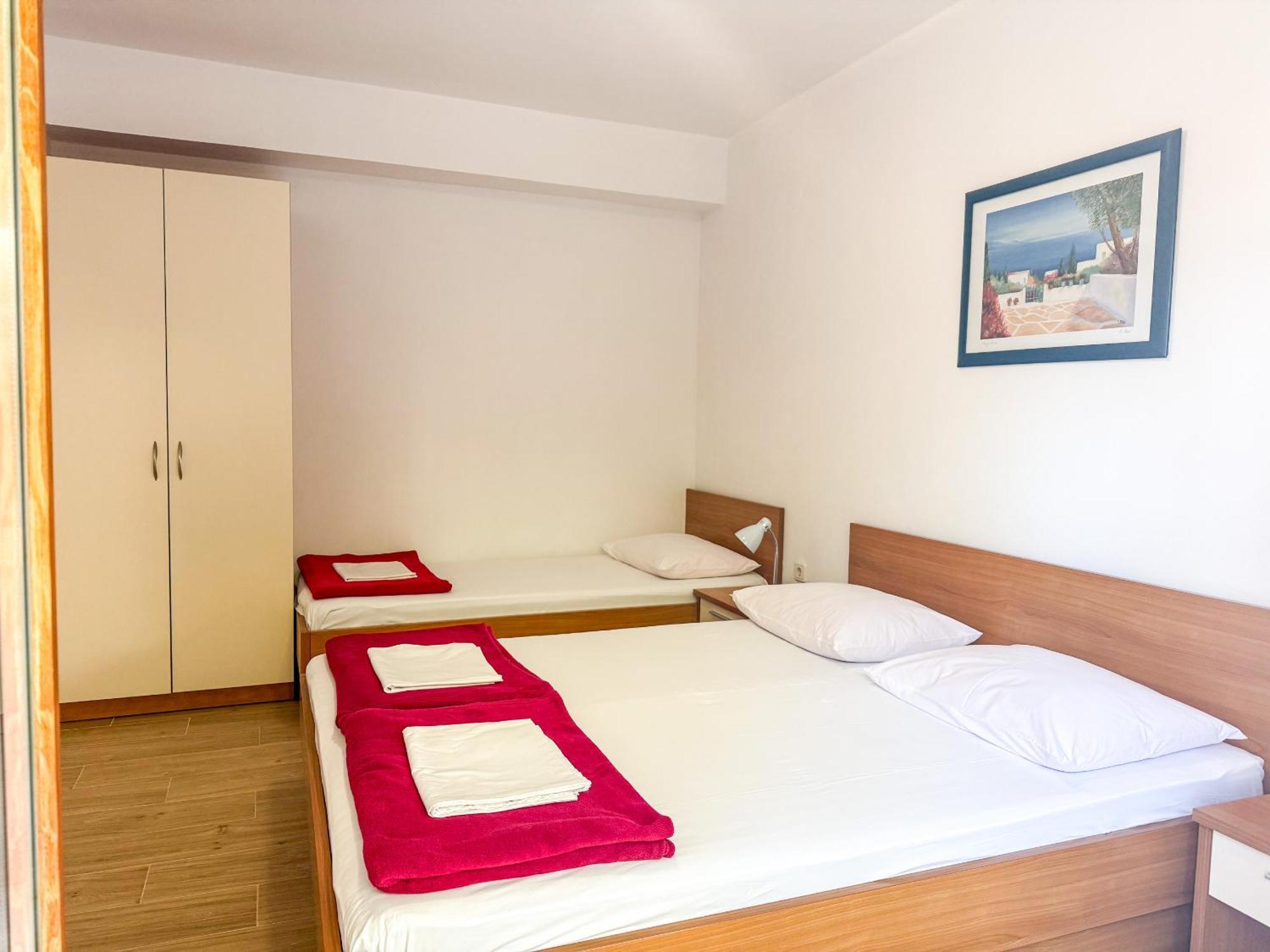 Niko Apartments Drvenik  Eksteriør bilde